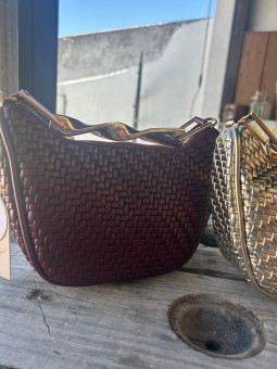 Bolso asa metálica