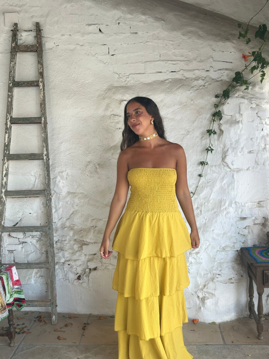 Vestido volantes