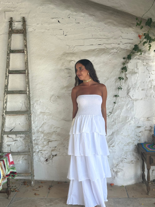 Vestido volantes
