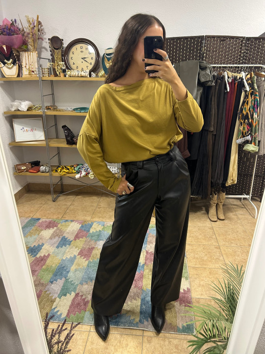 Pantalón de polipiel