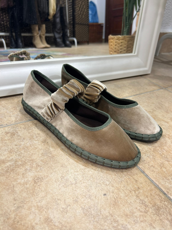 Manoletina terciopelo