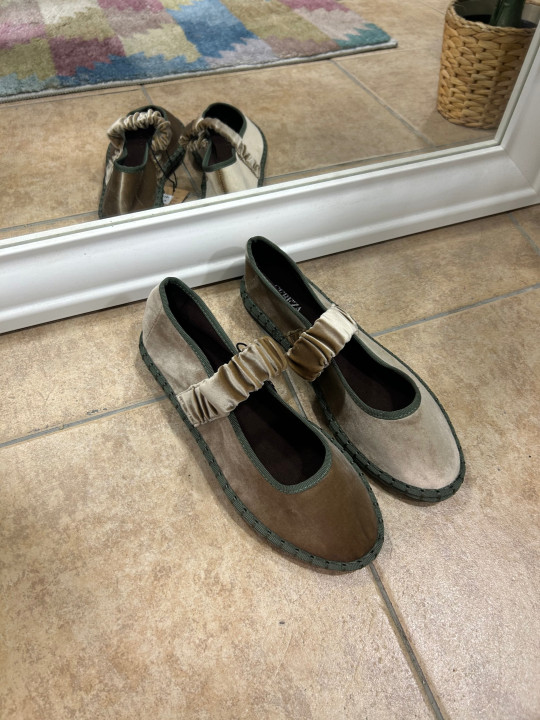 Manoletina terciopelo