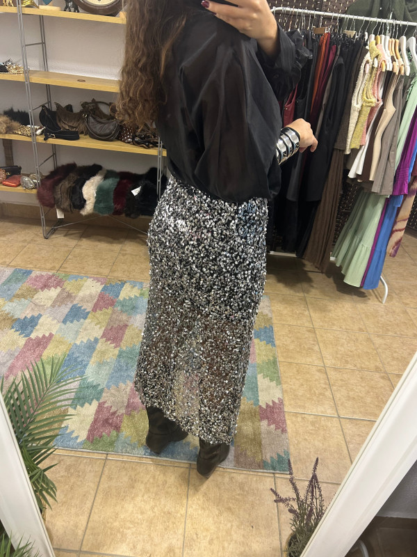 Falda midi pedrería