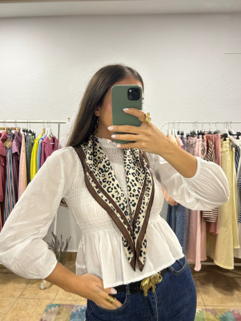 Pañuelo animal print