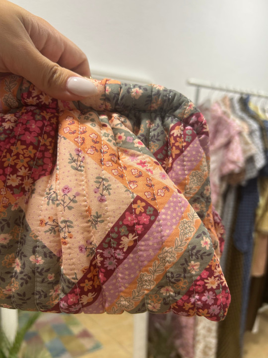 Bolso de mano estampado
