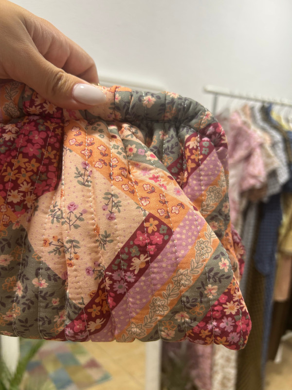 Bolso de mano estampado