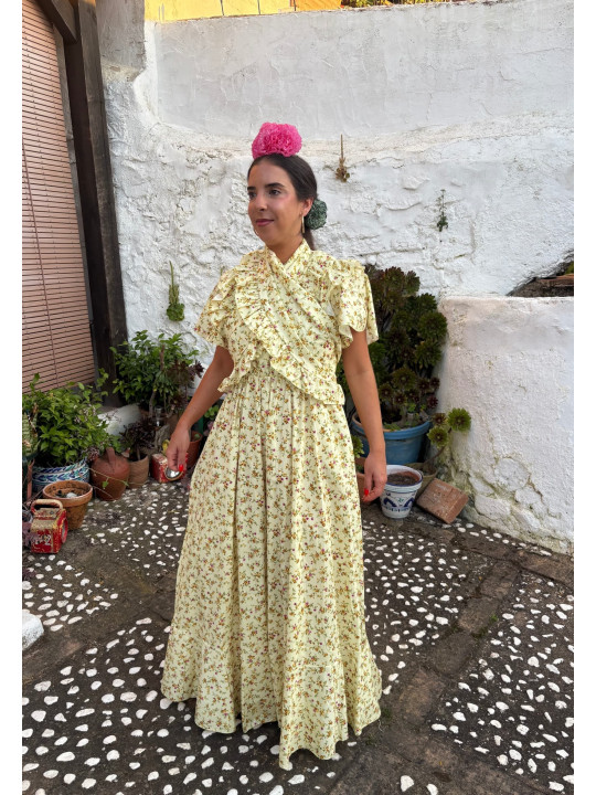 Bata y piquillo flores