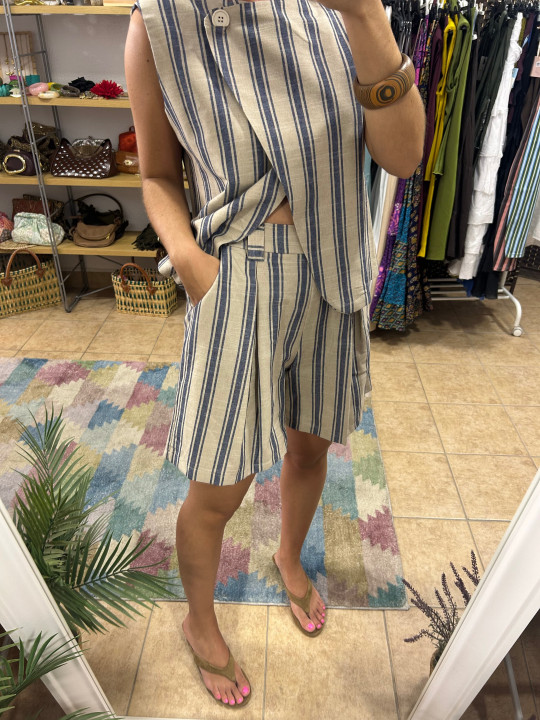 Bermudas lino rayas