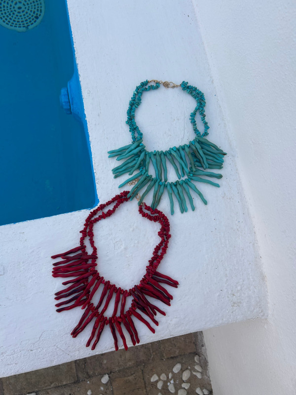 Collar coral